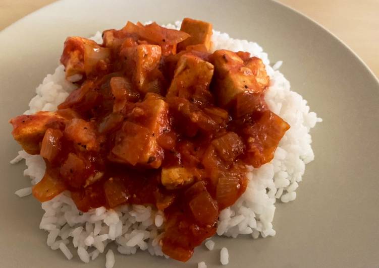 Tofu con sofrito de tomate 🍅