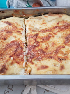 Una foto de Lasaña de pollo, patata, y berenjena