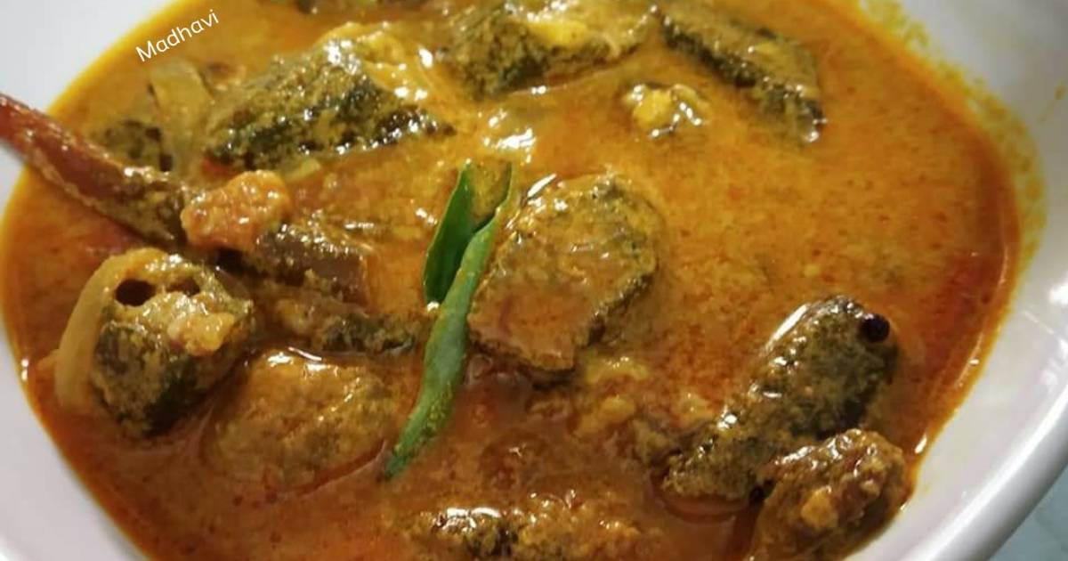 Vendakka mappas/ (Bhindi/lady's finger cooked in coconut milk) Recipe ...