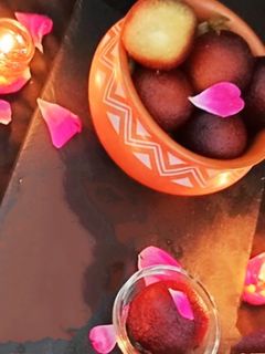 गुलाब जामुन (gulab jamun recipe in Hindi) रेसिपी मुख्य फोटो