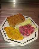 Torta de pescado seco con berenjena a la juliana