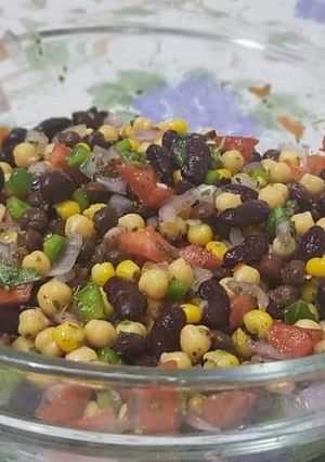 A picture of Maxican mix bean salad.