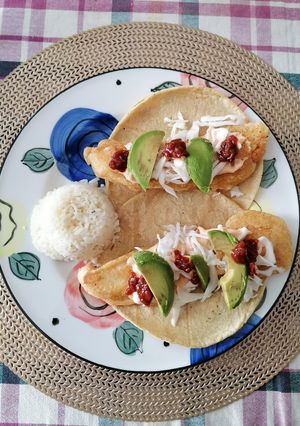A picture of Fish Tacos 🐟.