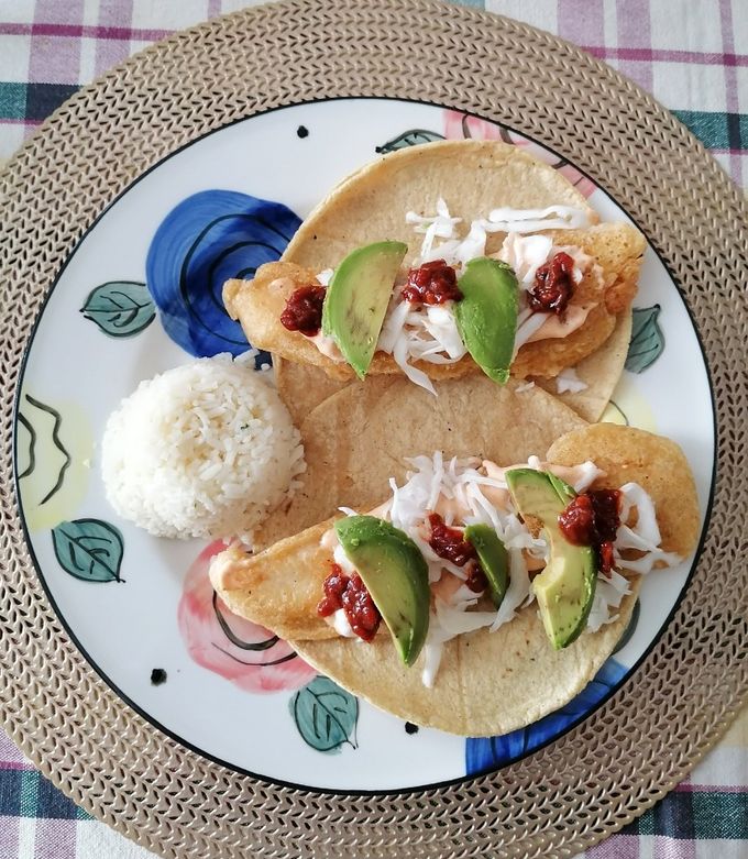 Una foto de Tacos de pescado 🐟