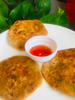 प्याज़ के पराठे (Pyaz ke parathe recipe in hindi) रेसिपी मुख्य फोटो