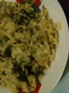 A picture of Rice fried with kales.