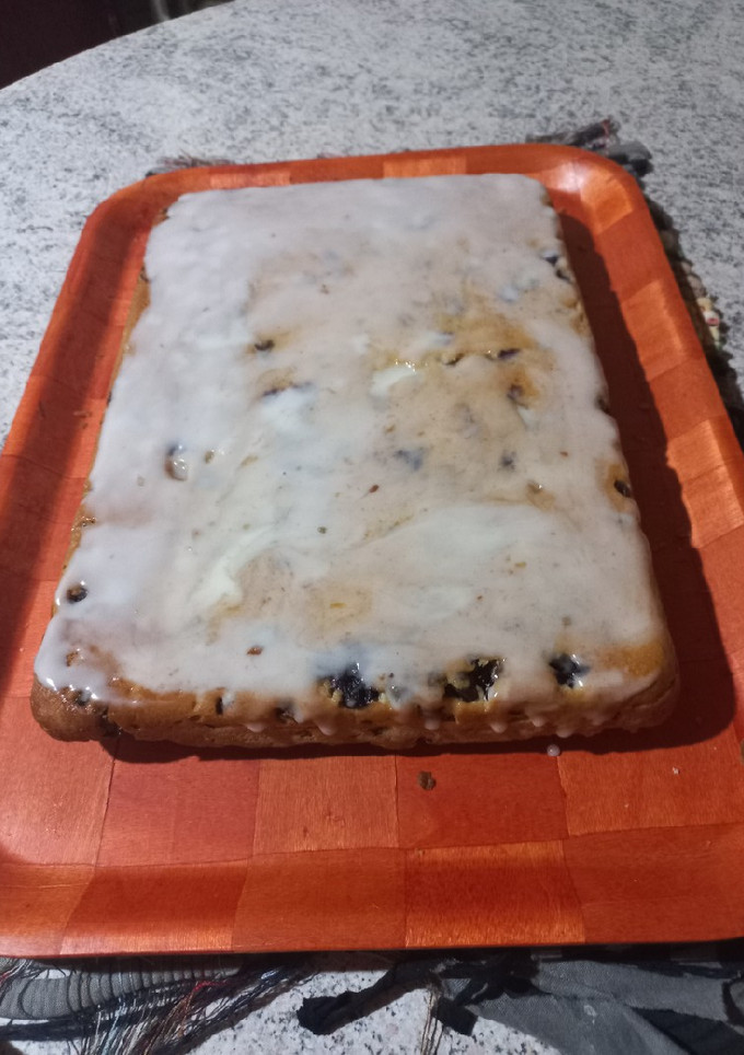 Una foto de Stollen kuchen pan dulce navideño Alemán.🇩🇪