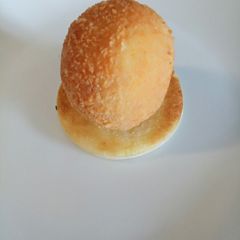 A picture of Egg and cheese on fried bread alla Fluffy.