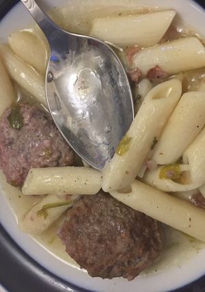 A picture of Meatballs white soup.