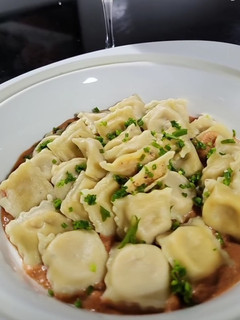Una foto de Ravioles de camarones caseros