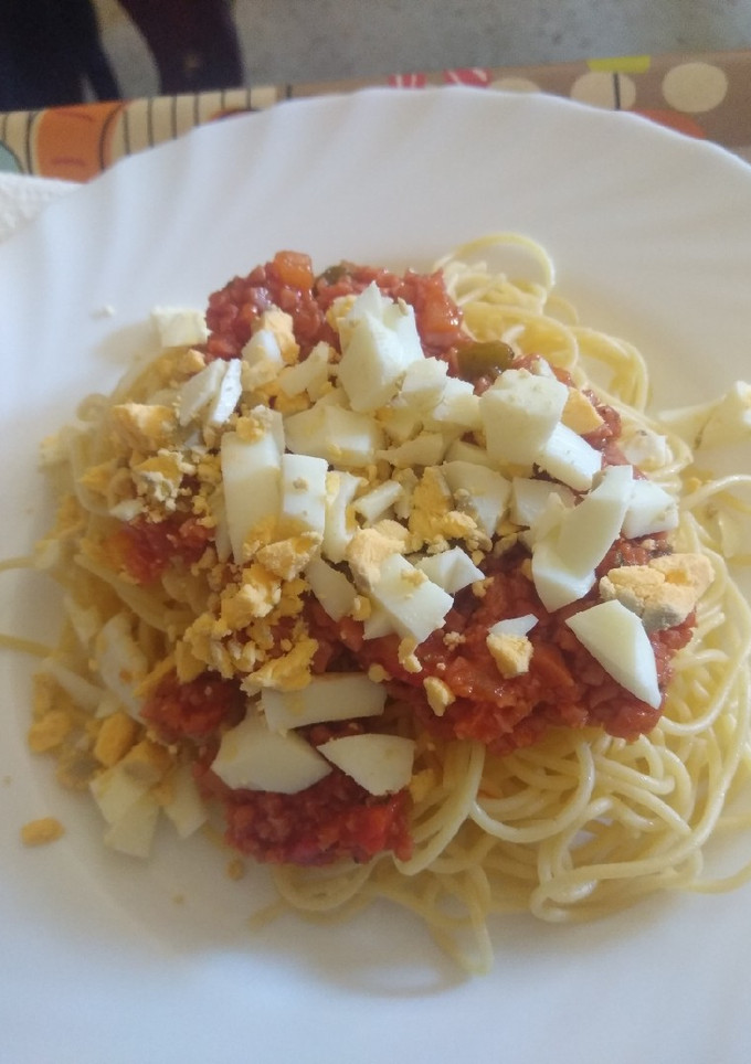 Una foto de Pasta con falsa boloñesa
