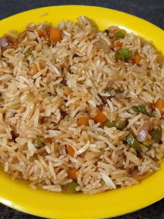 ફાય રાઈસ (Fried Rice Recipe In Gujarati) રેસીપી મુખ્ય ફોટો