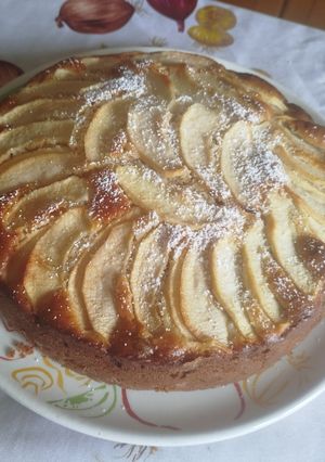 Foto di Torta di Mele morbida con Uvetta & Noci