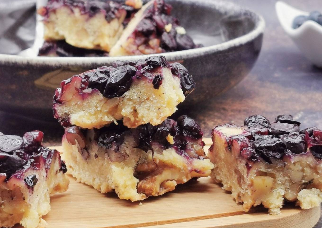 CRUMBLE-BARRE AUX MYRTILLES