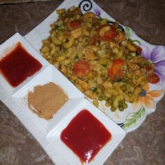 A picture of Chicken tikka pasta.