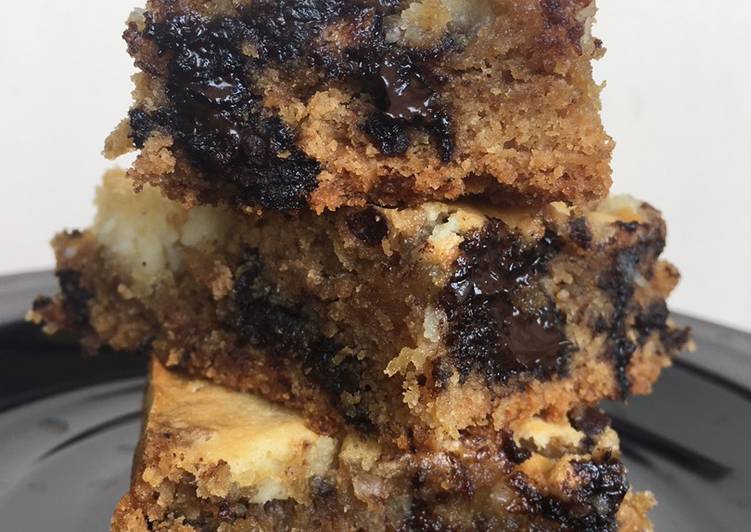 Choco chips cheese bar
