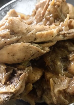 A picture of Lemon Garlic Chicken.