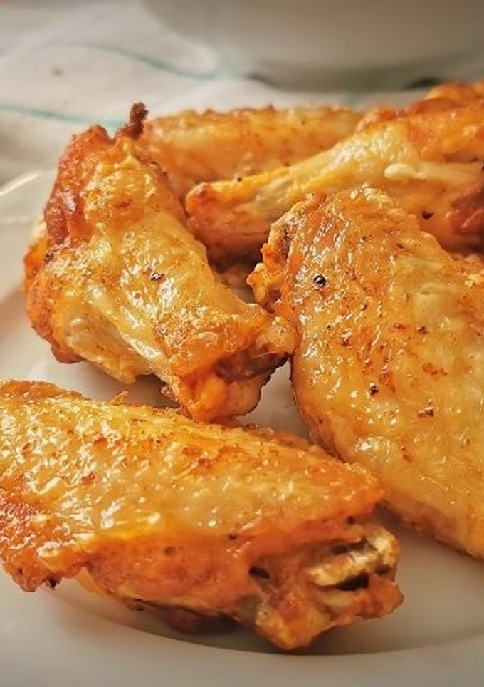 Una foto de Alitas de Pollo estilo Cervecería Thais