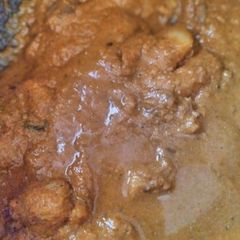 A picture of Karunaikizhalangu gravy(yam).
