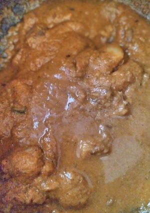 A picture of Karunaikizhalangu gravy(yam).