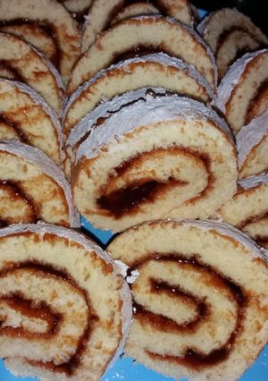 Piskótatekercs recept fotója