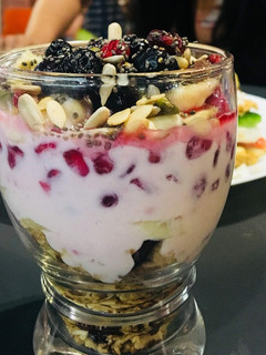 A picture of Blueberry parfait.
