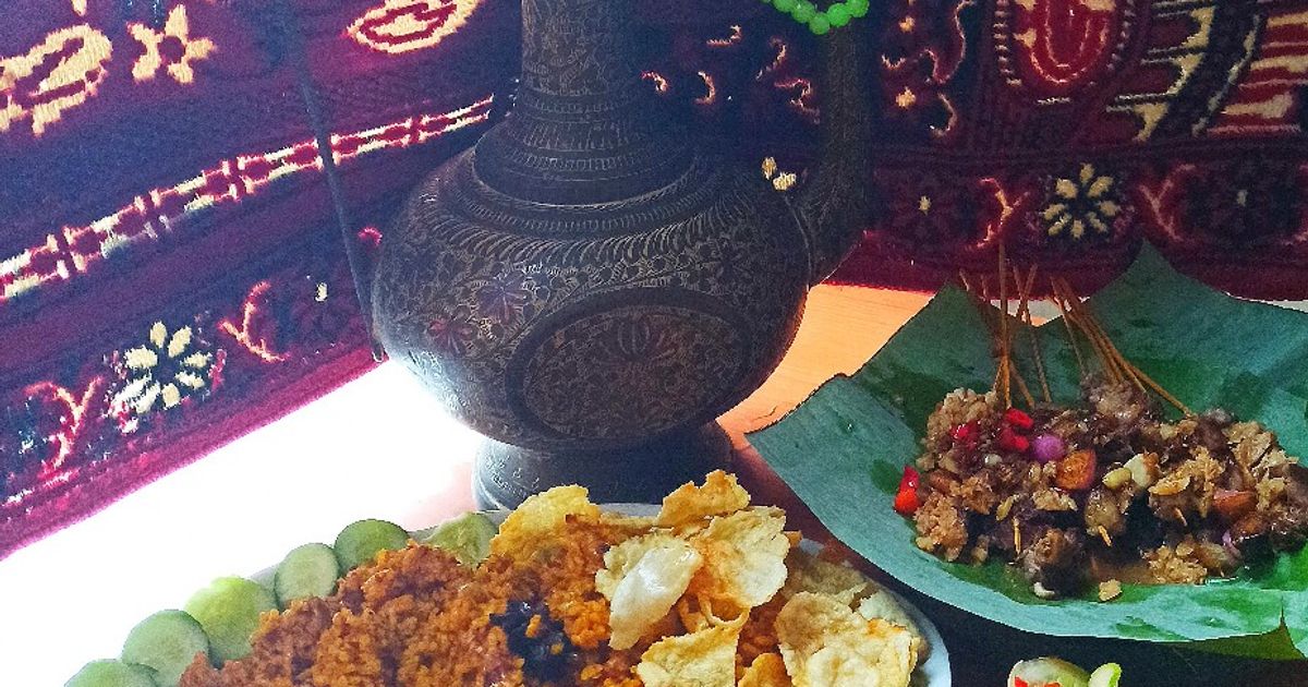 Nasi Kebuli Pronas,Sate Kambing dan Acar Nanas Nasi Kebuli