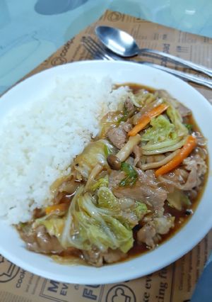 รูปของ Chuka Don (ข้าวราดหน้าญี่ปุ่นสไตล์จีน)