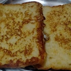 A picture of Egg and milk bread.