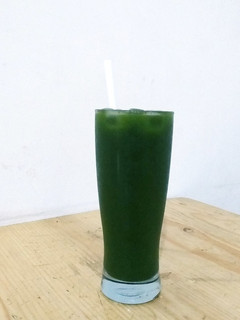 Foto resep Forest juice (Jus sawi & strawberry)