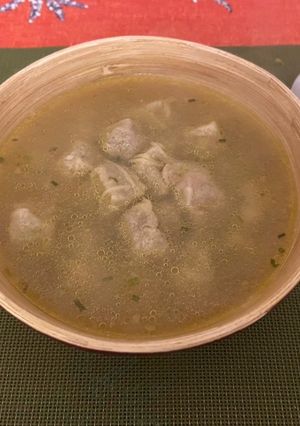 Une photo de Soupe Aux Quenelles De Moelle