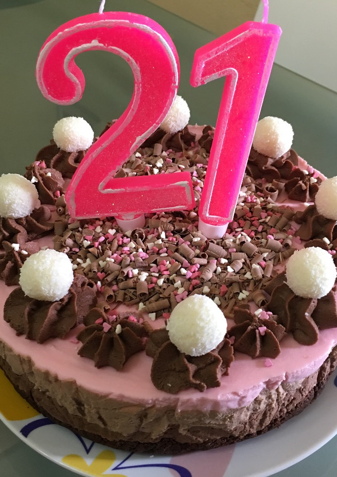 Una foto de Tarta fría 3 chocolates - tarta de cumpleaños