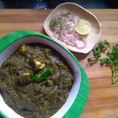 A picture of Hariyali paneer.