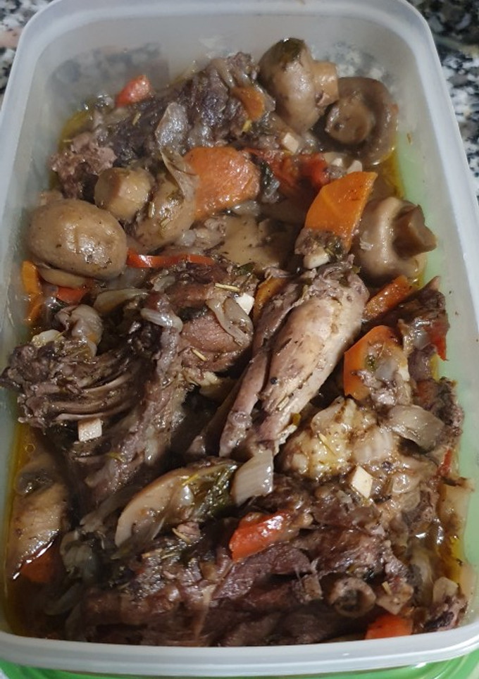 Una foto de Pollo guisado tradicional