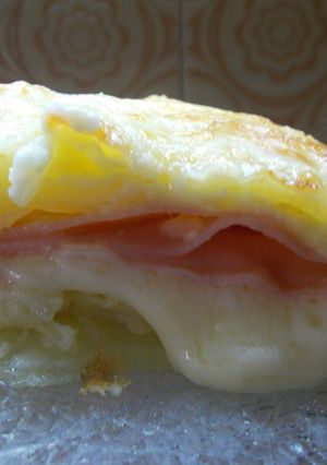 Una foto de Pastel de papa, jamón y muzzarella