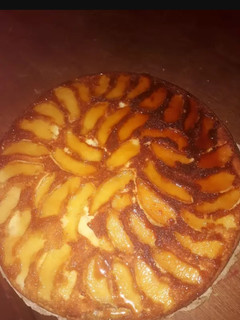 Una foto de Tarta de manzana invertida♥️