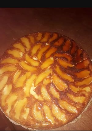 Una foto de Tarta de manzana invertida♥️