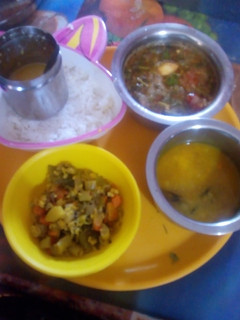 சாதம்,ரசம்,பீன்ஸ் கேரட் பொரியல் செய்முறை முக்கிய புகைப்படம்
