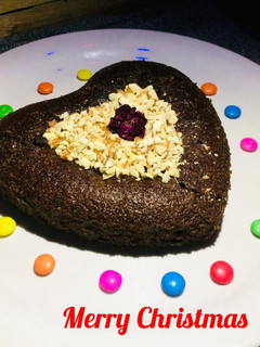 ચોકલેટ ડ્રાયફ્રૂટ કેક (Chocolate Dryfruit Cake Recipe In Gujarati) રેસીપી મુખ્ય ફોટો