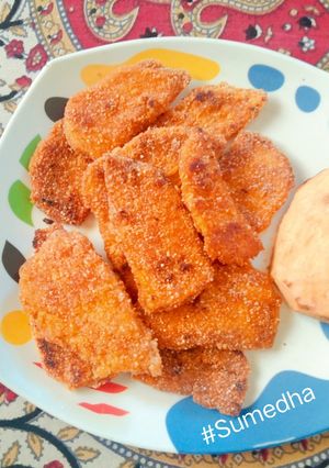 क्रिस्पी उपवासाचे काप (Crispy Upwasache Kaap Recipe In Marathi) रेसिपी चे मुख्य फोटो 