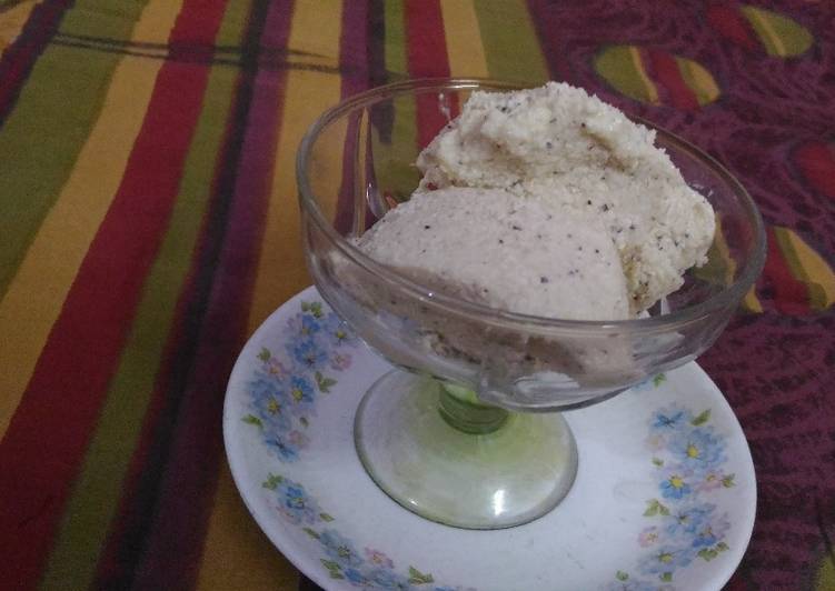Coconut ice cream Coconut ice cream