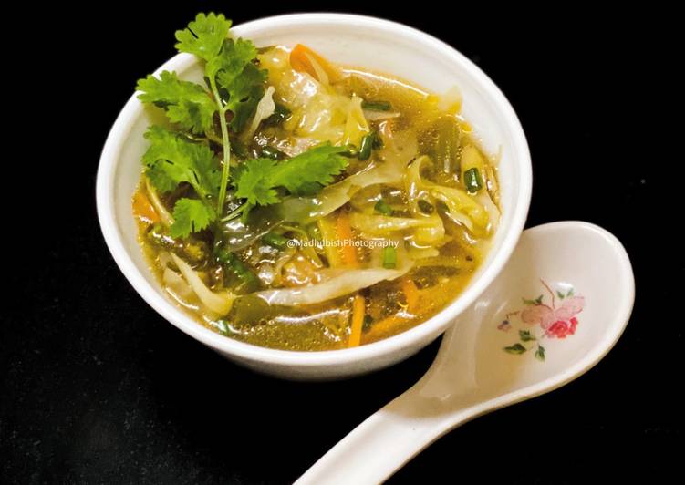 Recipe of Homemade Tangra style Chinese Hot & Sour Soup