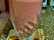 Una foto de licuado de banana sin leche