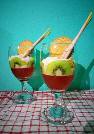 Foto resep Jelly Yogurt Parfait 🌸