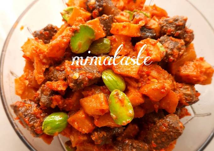 Wajib coba! Resep  bikin Sambel goreng kentang ati sapi yang gurih