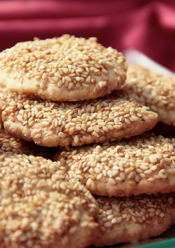 Una foto de Barazek. Galletas de sésamo sirias