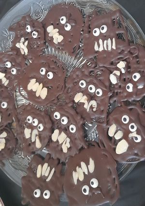 Una foto de Monstruos de chocolate