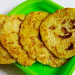 A picture of Mini Besan pancakes.