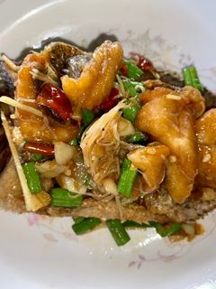 รูปของ ผัดพริกขิงปลานิลกรอบ