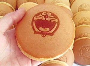 Hình của món Bánh Rán Dorayaki ( Doreamon).